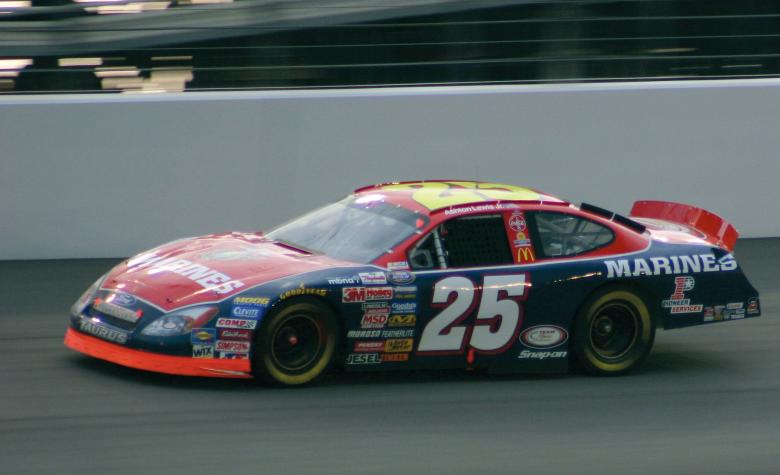 Free stock image of NASCAR Racing created by Pixabay