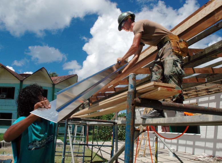 Free stock image of Working at the Construction Site created by Pixabay