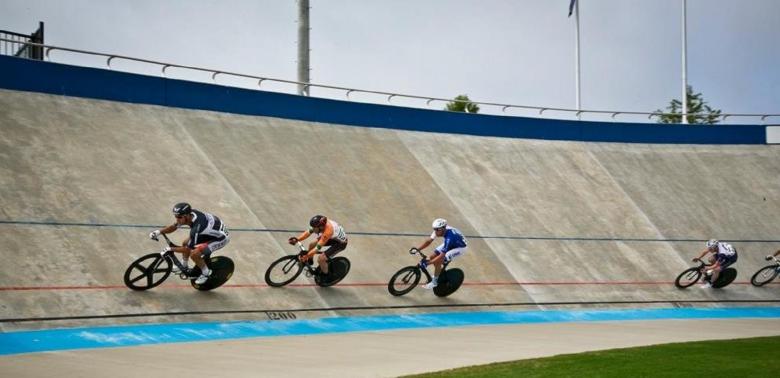 Free stock image of Cycling on the Track created by Pixabay