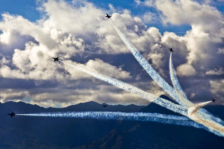 Free stock image of Air Show created by Pixabay