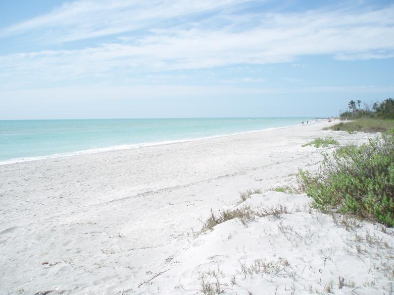 Free stock image of White Sandy Beach created by Pixabay