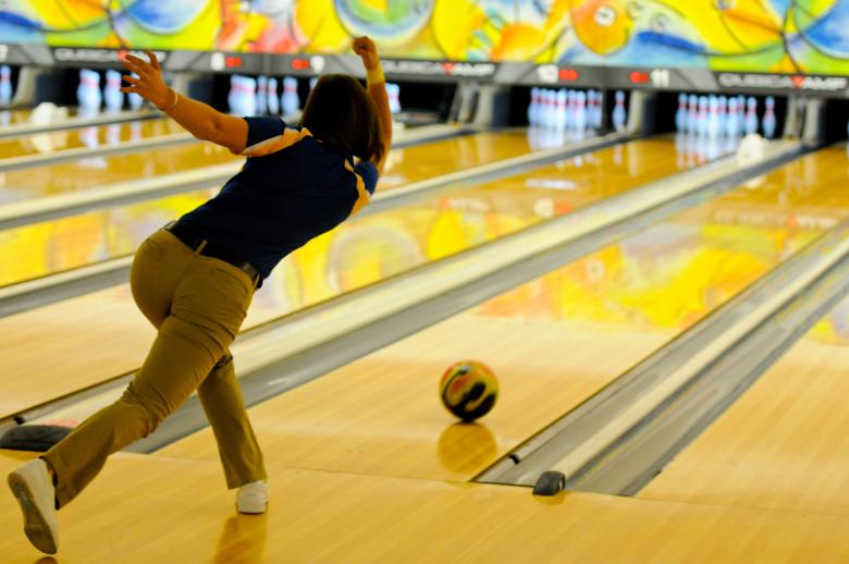 Free stock image of Bowling Alley created by Pixabay