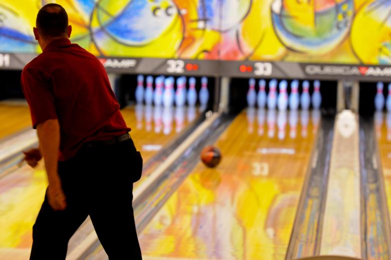Free stock image of Bowling Alley created by Pixabay