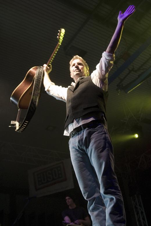 Free stock image of Musician on the Stage created by Pixabay