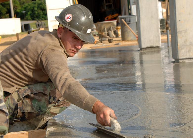 Free stock image of Military Worker created by Pixabay