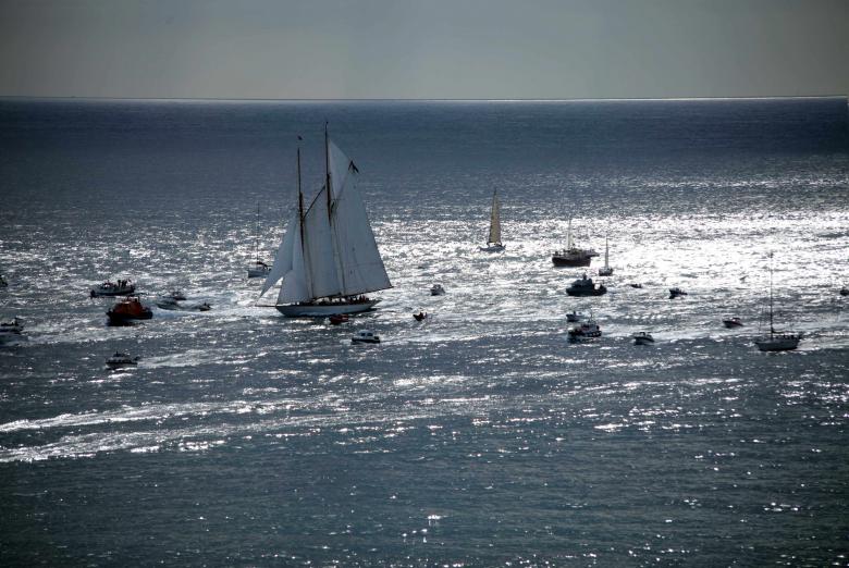 Free stock image of Ship Sailing in the Ocean created by Pixabay