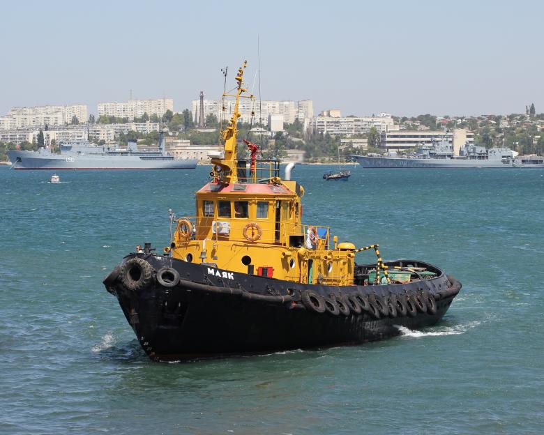 Free stock image of Boat in the Sea created by Pixabay