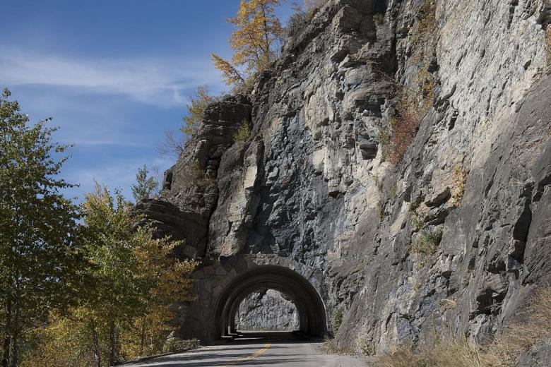 Free stock image of Man made Tunnel created by Pixabay
