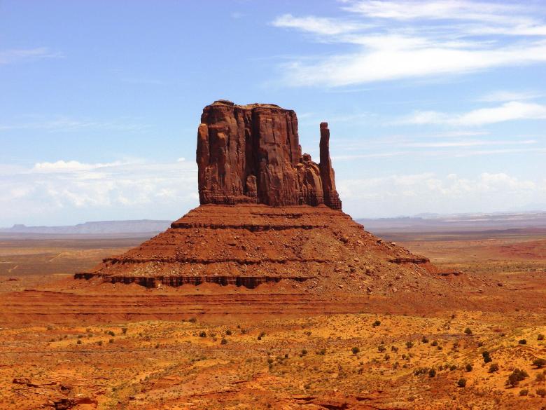 Free stock image of Monument Valley created by Pixabay