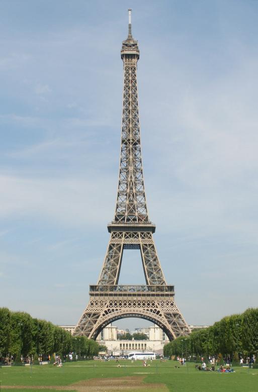 Free stock image of Eiffel Tower created by Pixabay