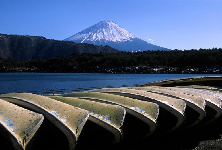 Free stock image of Mount Fiji created by Pixabay