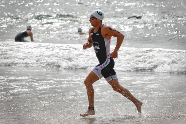 Free stock image of Running on the Beach created by Pixabay