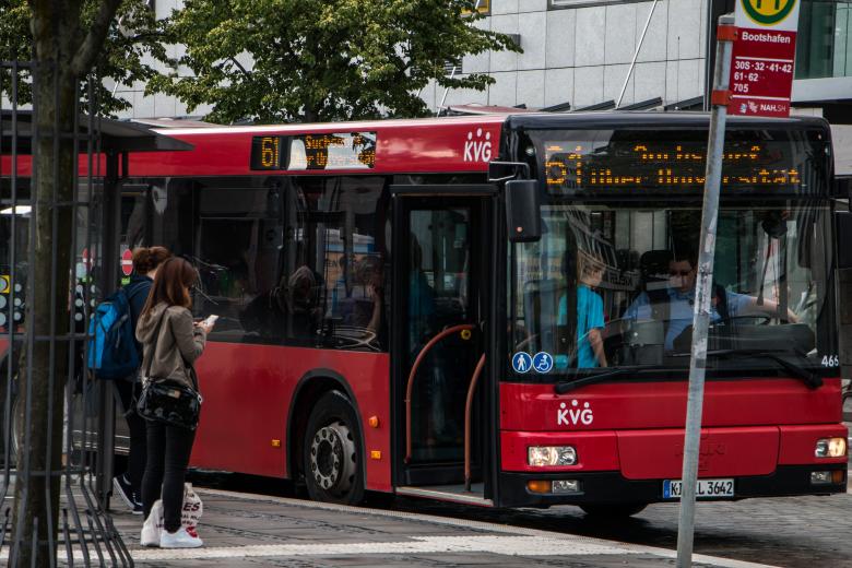 Free stock image of Bus at bus stop created by Janis Urtans