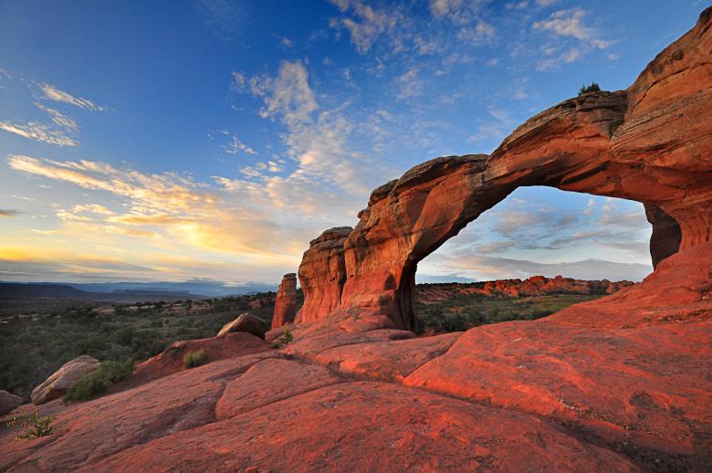 Free stock image of Rock Arch created by Pixabay