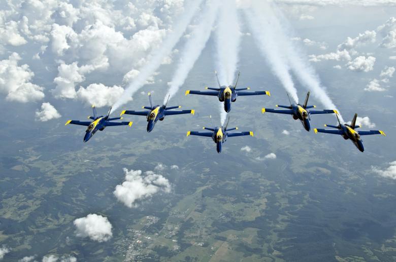 Free stock image of Air Show created by Pixabay