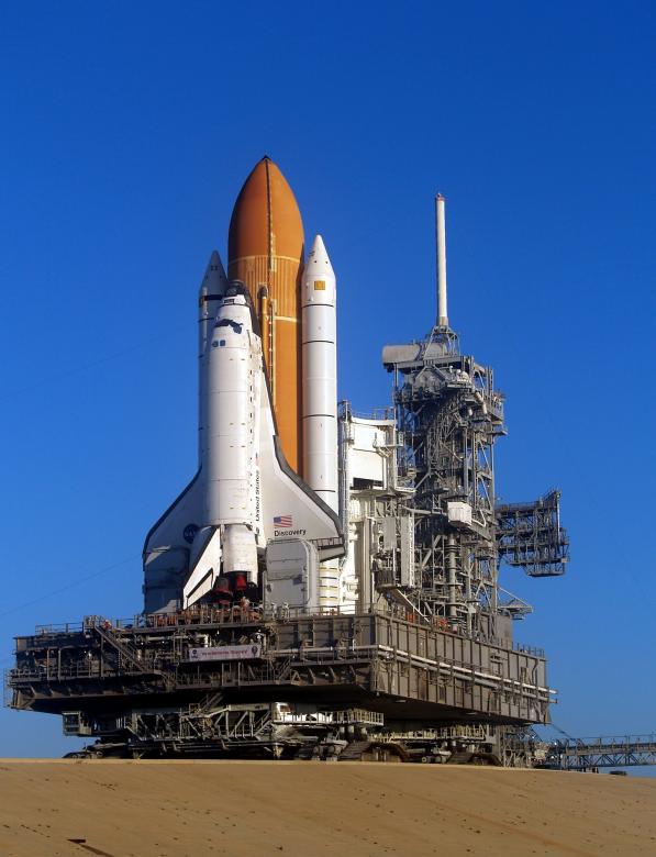 Free stock image of Discovery Space Shuttle created by Pixabay