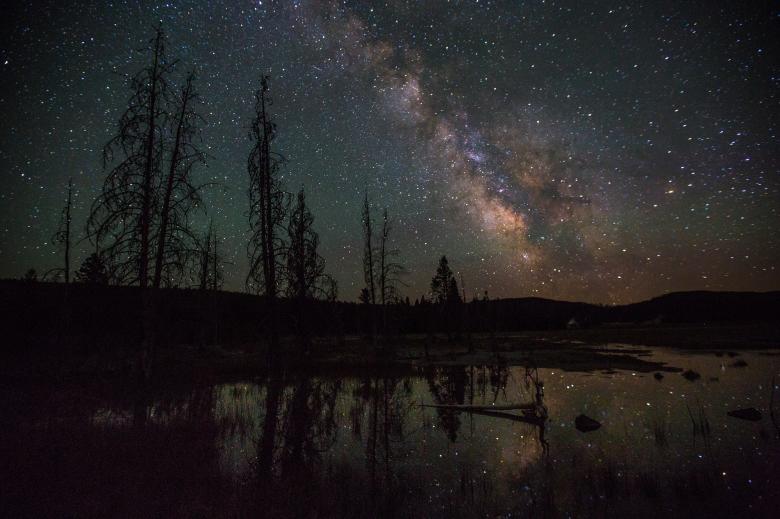 Free stock image of Firehole Lake created by Pixabay