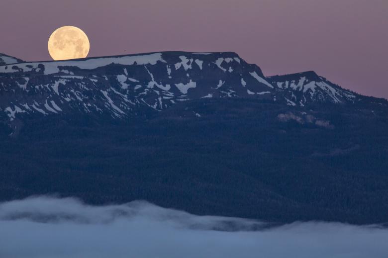 Free stock image of Full Moon created by Pixabay