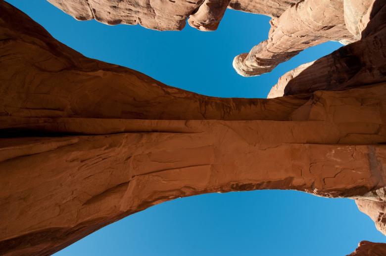 Free stock image of Rock Arch created by Pixabay