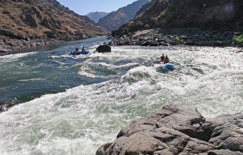 Free stock image of Rafting in the Running Water created by Pixabay