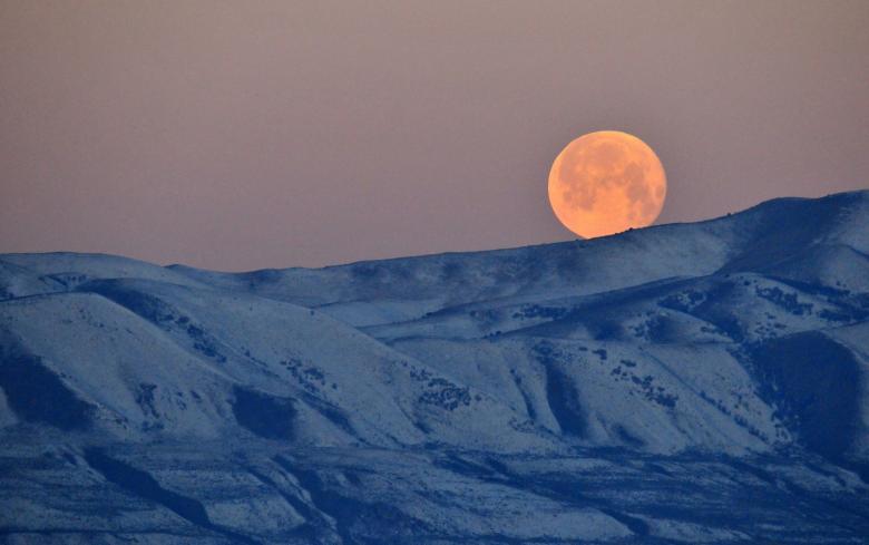 Free stock image of Full Moon created by Pixabay