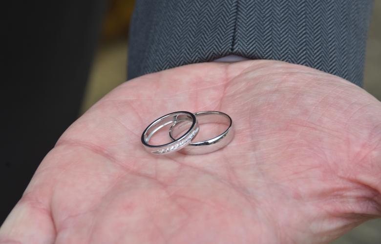 Free stock image of Wedding rings  created by Kate Towers 