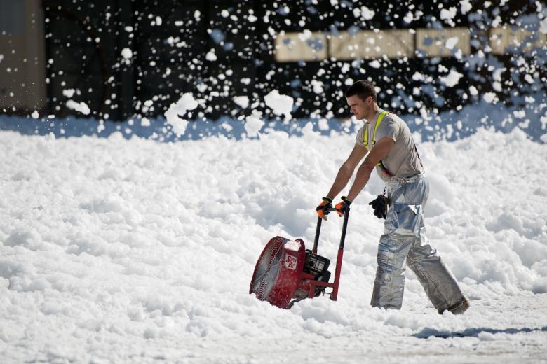 Free stock image of Snow Thrower created by Pixabay