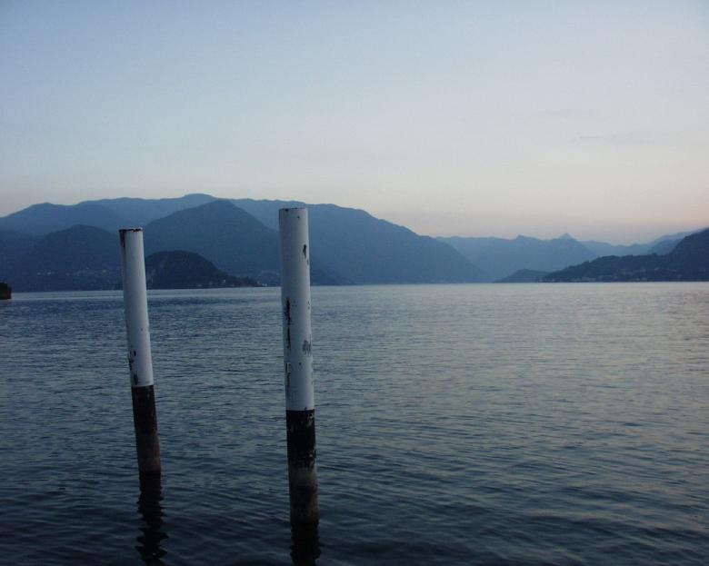 Free stock image of Lake Como created by Pixabay