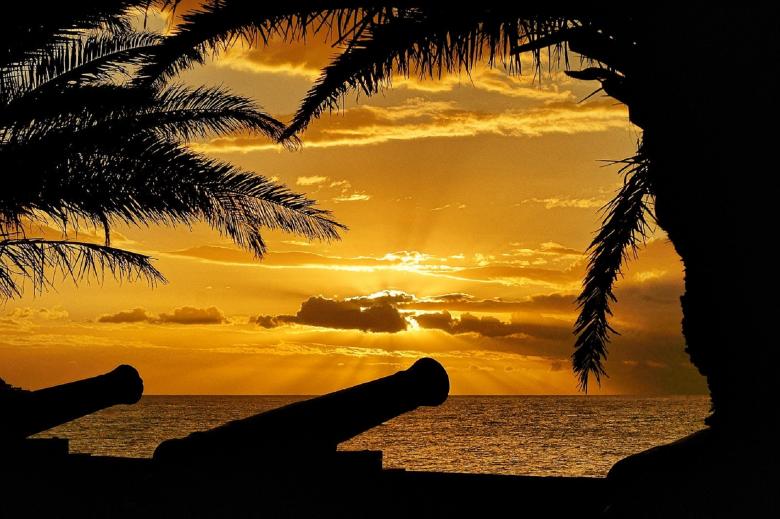 Free stock image of Sunset created by Pixabay