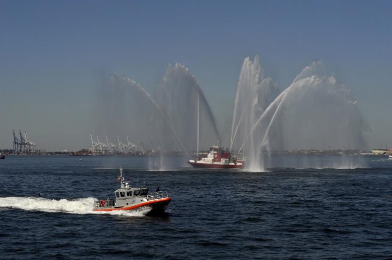 Free stock image of Fire Boat created by Pixabay