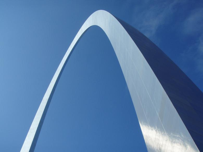 Free stock image of Gateway Arch created by Pixabay