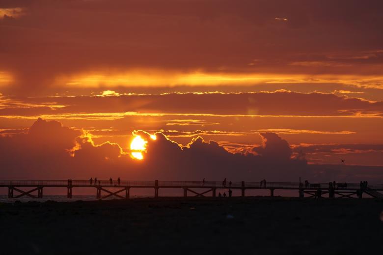 Free stock image of Sunset on the Beach created by Pixabay