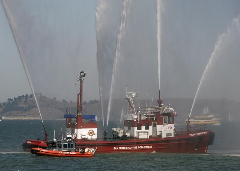 Free stock image of Fire Boat created by Pixabay