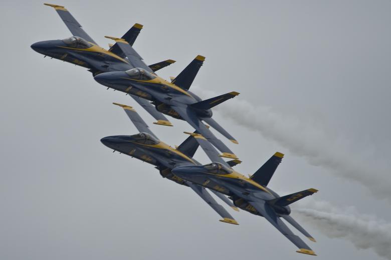 Free stock image of Blue Angels created by Pixabay