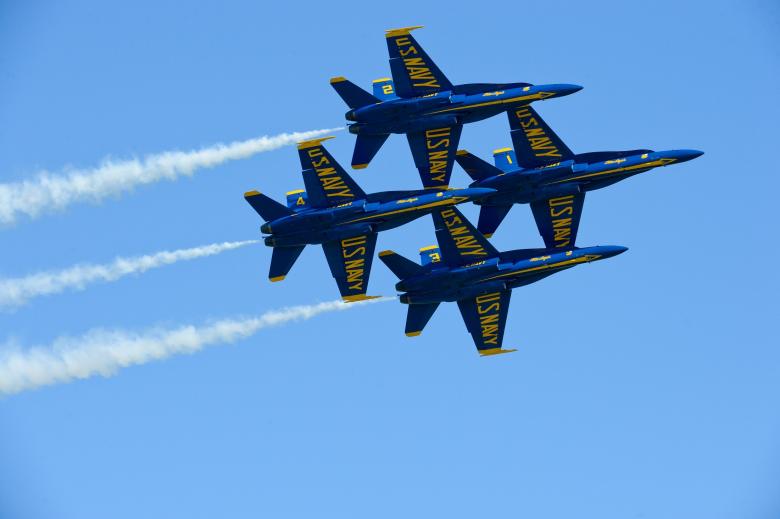 Free stock image of Blue Angels created by Pixabay