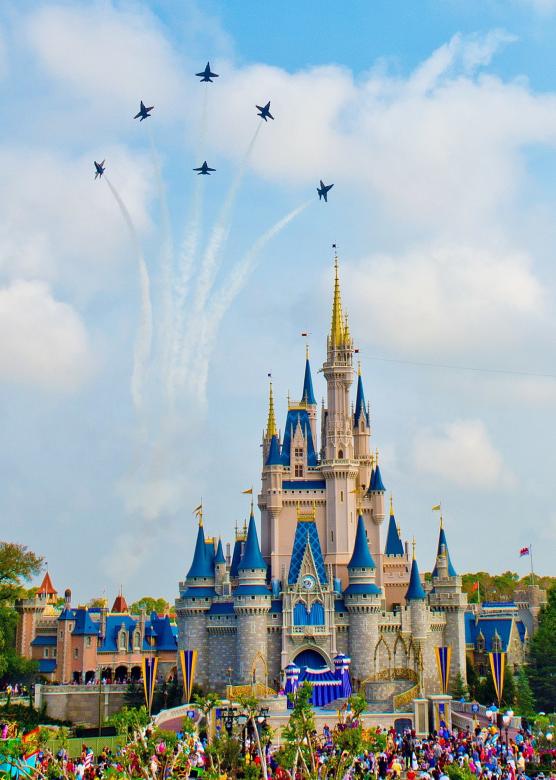 Free stock image of Blue Angels created by Pixabay