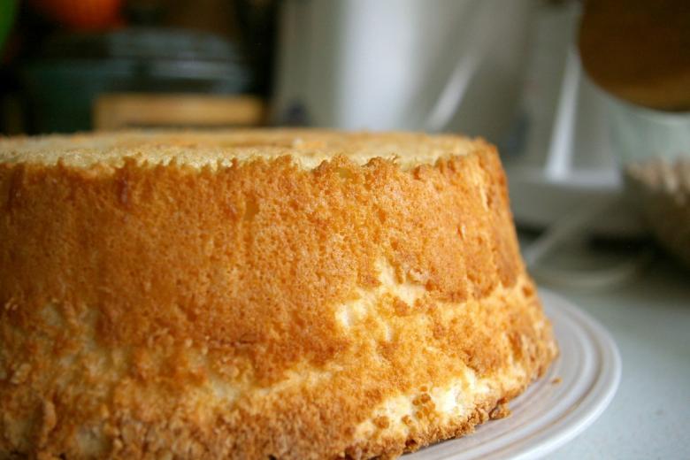 Free stock image of Angel Food Cake created by Pixabay