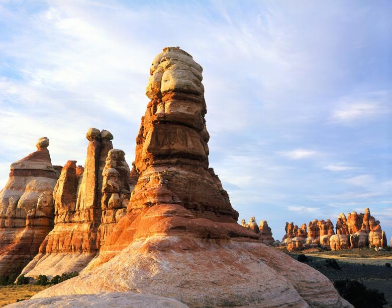 Free stock image of Monument Valley created by Pixabay