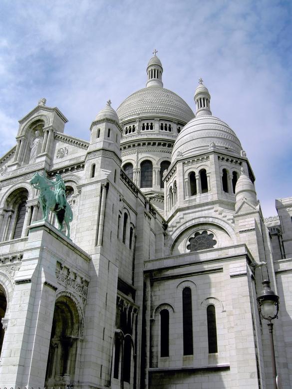 Free stock image of Sacre Coeur Basilica created by Pixabay
