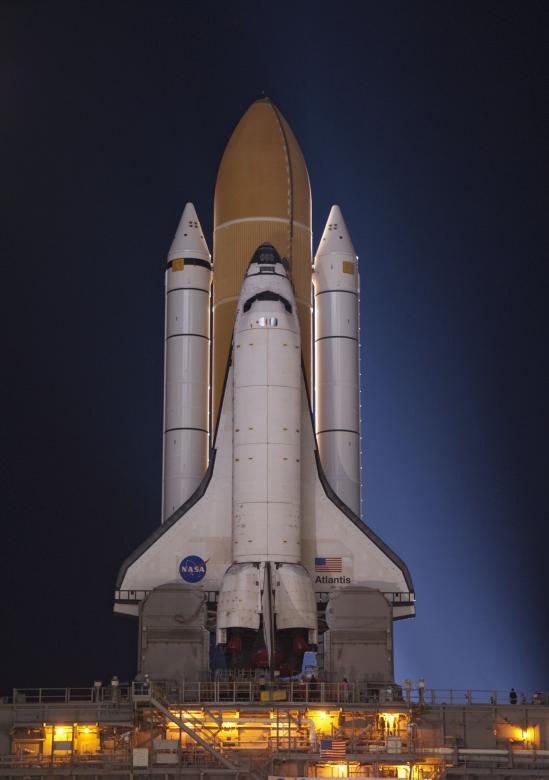 Free stock image of Atlantis Space Shuttle created by Pixabay