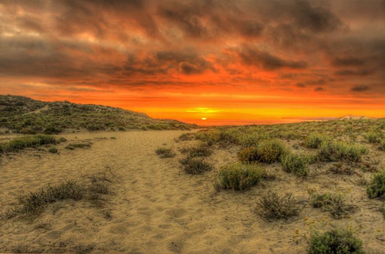 Free stock image of Sunset created by Pixabay