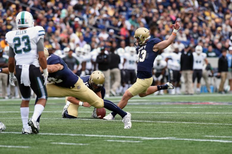 Free stock image of American Football created by Pixabay