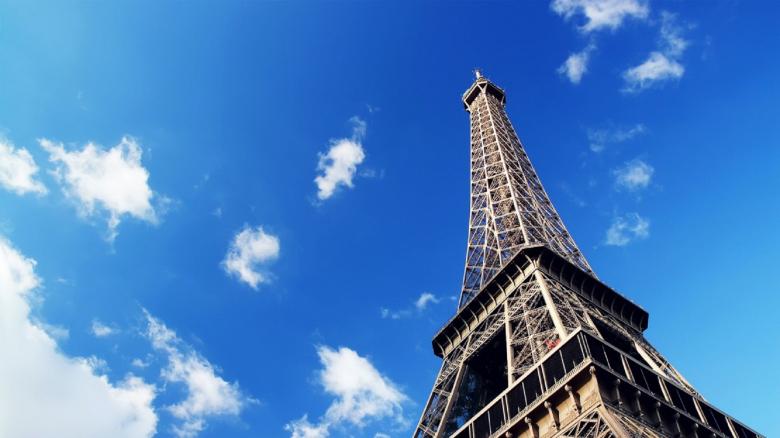 Free stock image of Eiffel Tower created by Pixabay