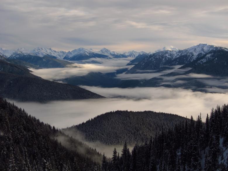 Free stock image of Mountain Range created by Pixabay