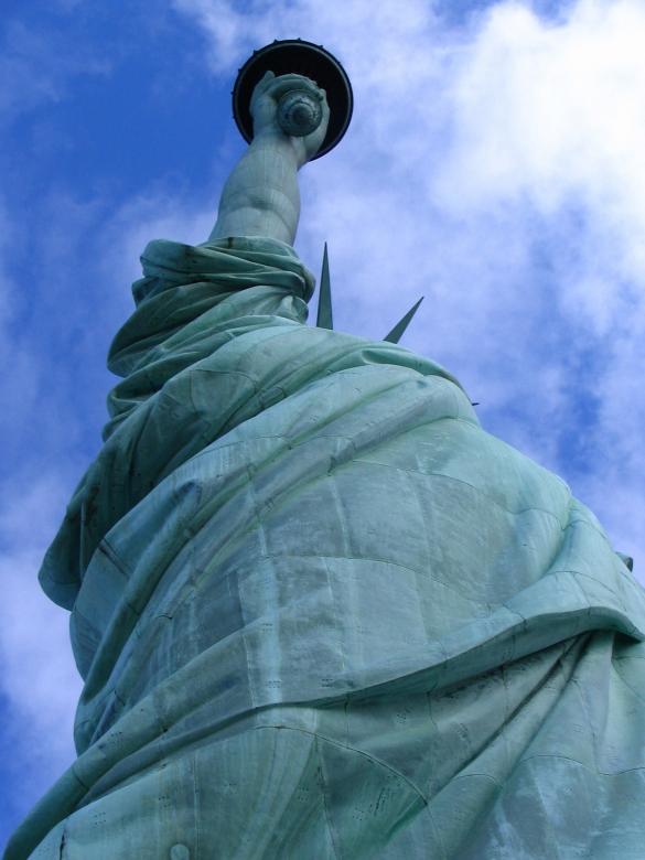 Free stock image of Statue of Liberty created by Pixabay