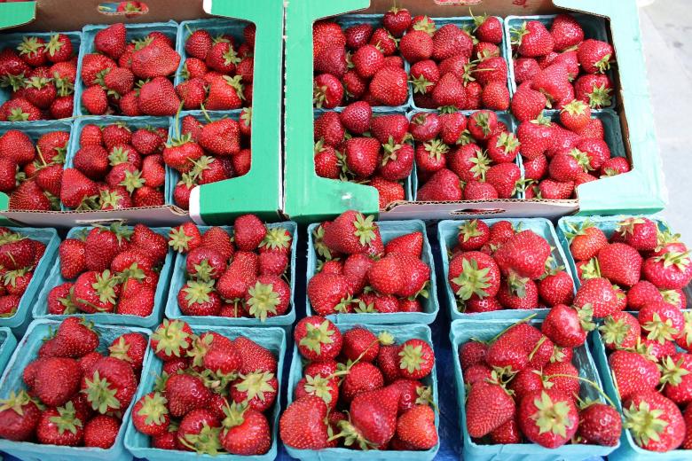 Free stock image of Fresh Strawberries created by Pixabay
