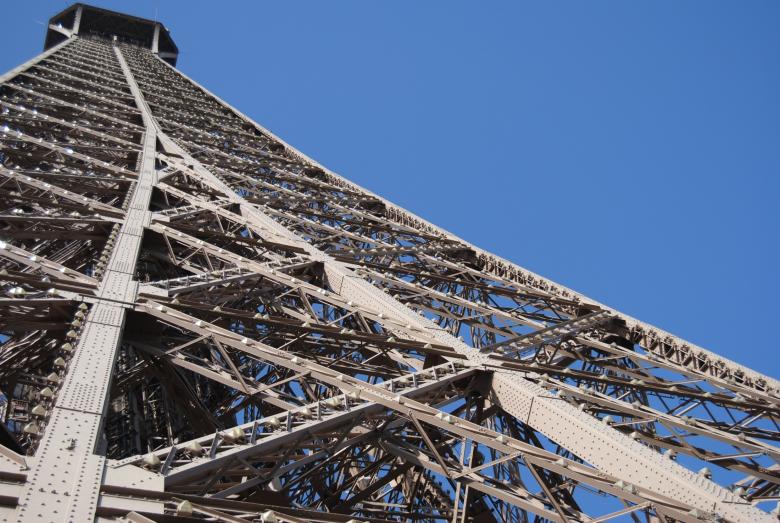 Free stock image of Eiffel Tower created by Pixabay