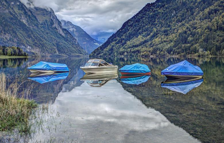 Free stock image of Boats in the Lake created by Pixabay