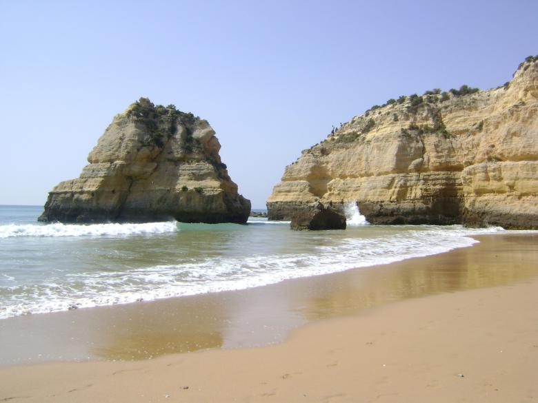 Free stock image of Rocky Cliffs created by Pixabay