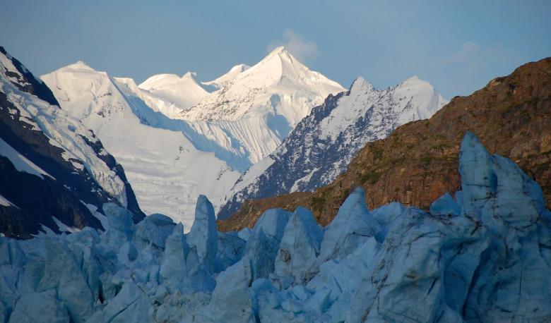 Free stock image of Mountain Peaks created by Pixabay